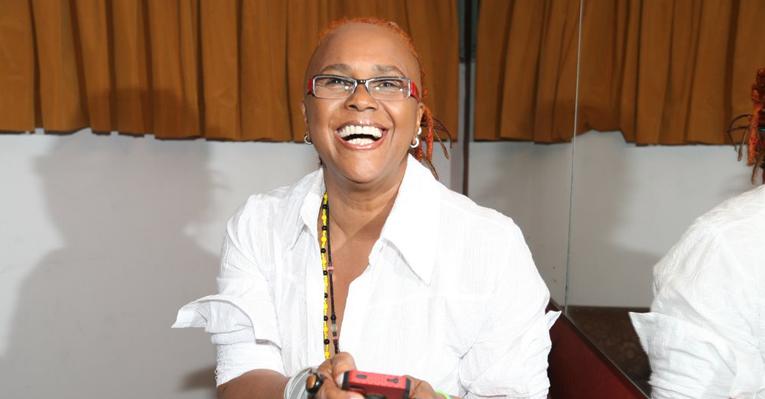 Sandra de Sá recebe convidados no ‘Baculeju da de Sá’
