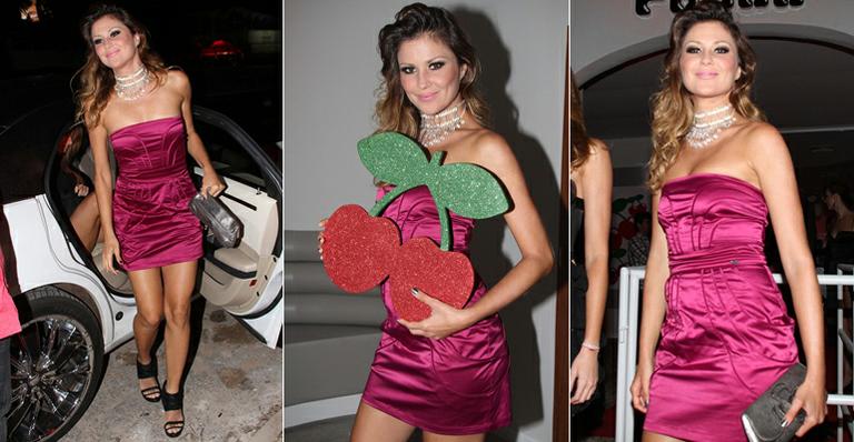 Com look sexy, Ellen Jabour badala em Goiânia