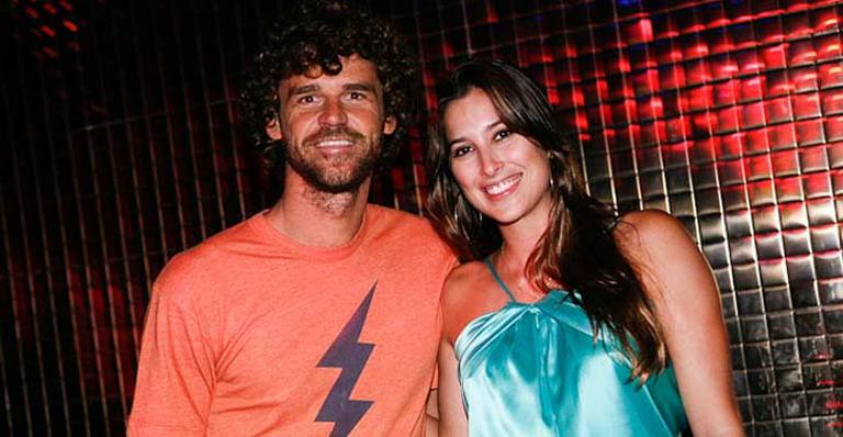 Gustavo Kuerten escolhe nome da 1ª filha: Maria Augusta
