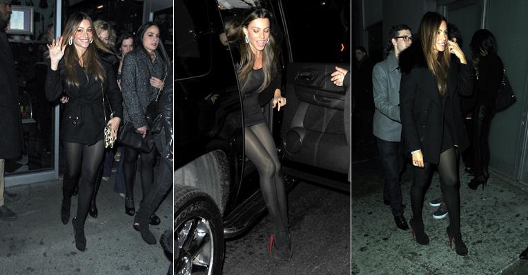 Sofia Vergara abusa do comprimento da saia