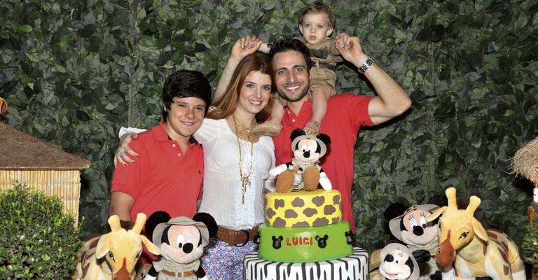 Ana e Lorenzo festejam Luigi
