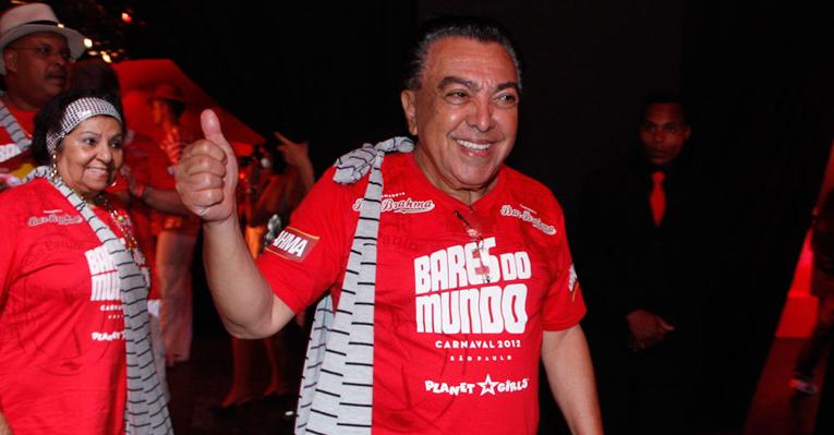Maurício de Sousa se diverte no carnaval de São Paulo
