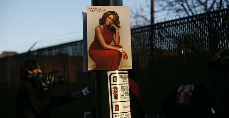 Começa funeral de Whitney Houston, em Nova Jersey