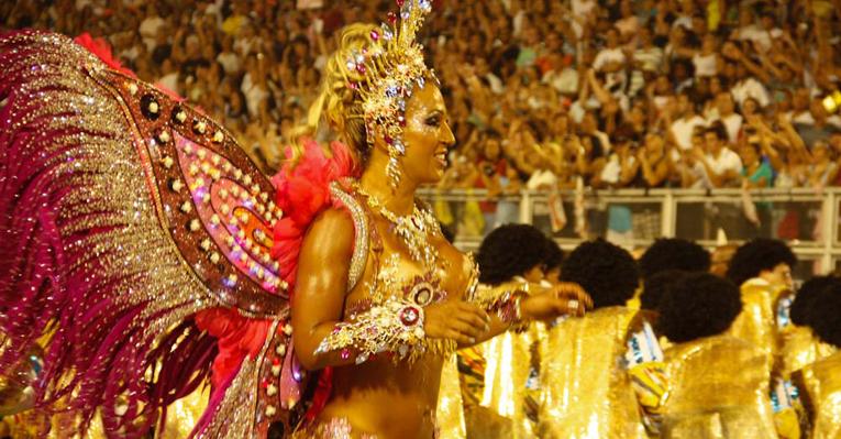 Depois de passar mal, Valesca Popozuda se ausenta da avenida até se recuperar