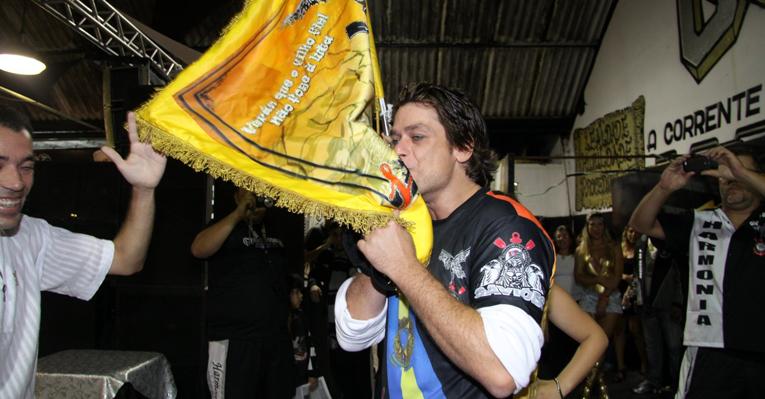 Fábio Assunção sobre desfile da Gaviões da Fiel: “É uma pena Lula não poder vir”