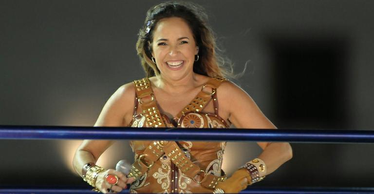 Forró toma conta de Daniela Mercury em homenagem a Luiz Gonzaga