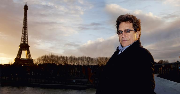 Marcos Frota seduzido por Paris