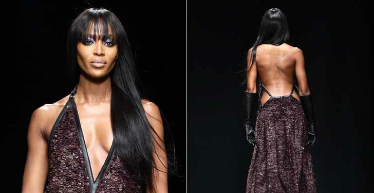 Naomi Campbell abusa dos decotes durante desfile em Milão