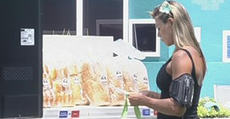 Monique e Fabiana choram após dia de compras no BBB