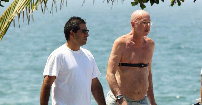 Gilberto Braga se recupera de cirurgia