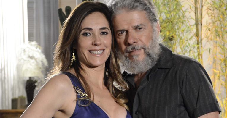 Barco explode com Pereirinha e Tereza Cristina a bordo