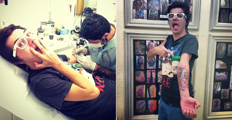 Pe Lanza faz nova tatuagem e mostra fotos no Twitter
