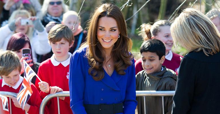 Kate Middleton faz seu primeiro discurso como membro da realeza britânica