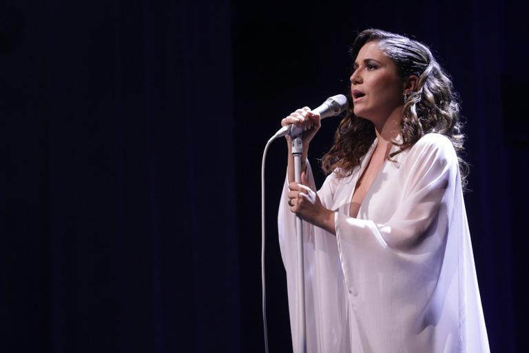 Eliana Confere Show De Sua Cunhada Maria Rita No Rio CARAS Brasil