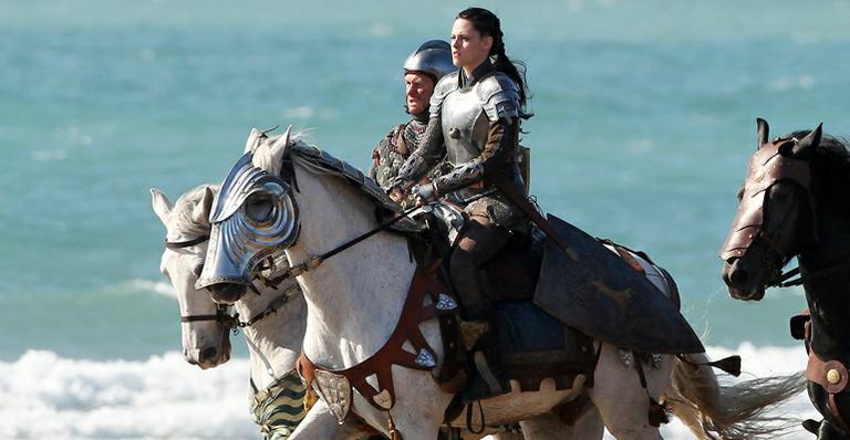 Kristen Stewart superou medo de cavalos para filmar ‘Branca de Neve e o Caçador’