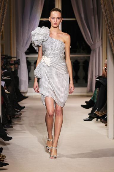 Moda: Haute Couture Spring 2012: Giambattista Valli