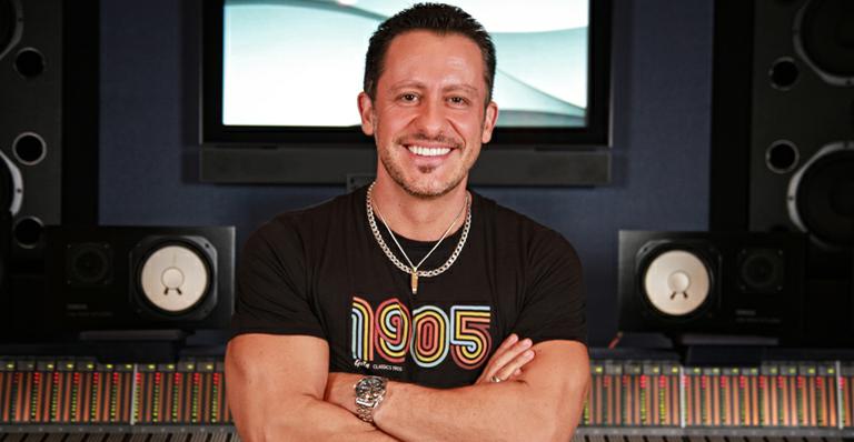 À procura de nova girl band, Rick Bonadio diz que vai ‘desmistificar o mundo artístico’
