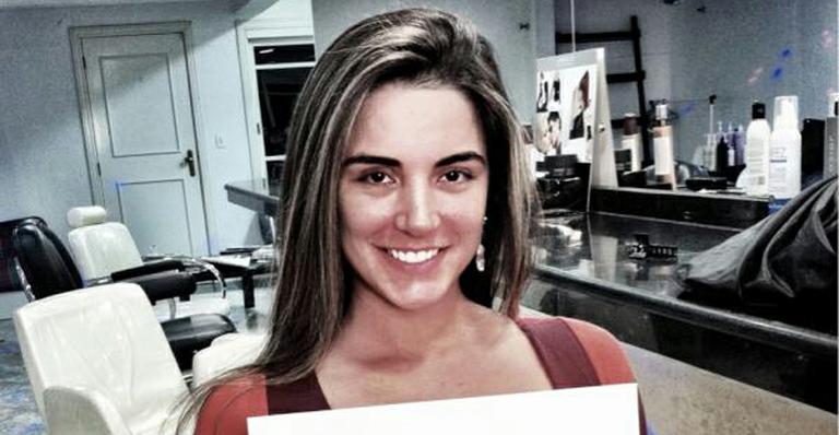 Laisa Portela muda a cor do cabelo para a final do BBB12