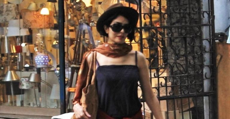 Look despojado de Letícia Sabatella