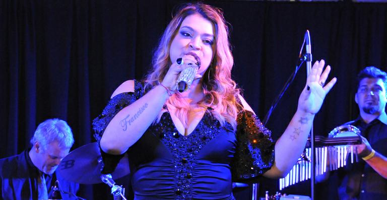 Preta Gil agita baile de gala da BrazilFoundation em Miami