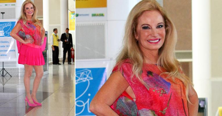Louca por Barbies, Brunete Fraccaroli usa look pink total