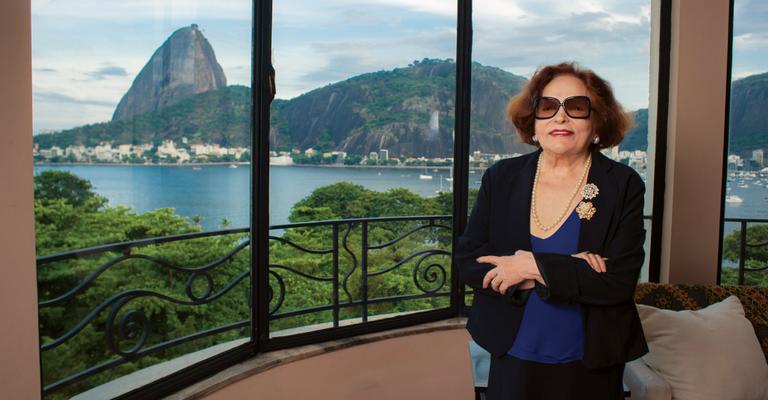 Os 90 anos bem vividos da diva Bibi Ferreira