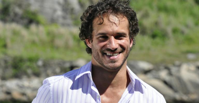 Paulo Rocha dá adeus ao sotaque português para ‘Guerra dos Sexos’