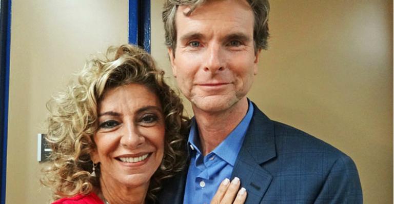 Marília Pêra grava ‘Aquele Beijo’ com o marido, Bruno Faria