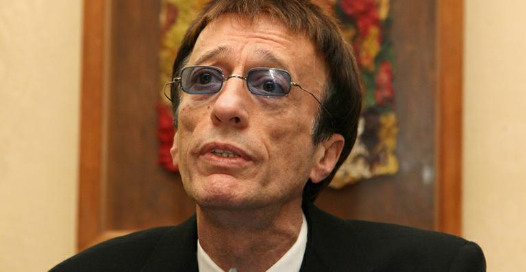 Robin Gibb, ex-integrante do Bee Gees, está em coma