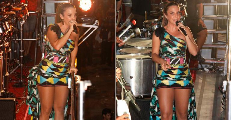 Com microvestido, Ivete Sangalo comanda multidão no Rio