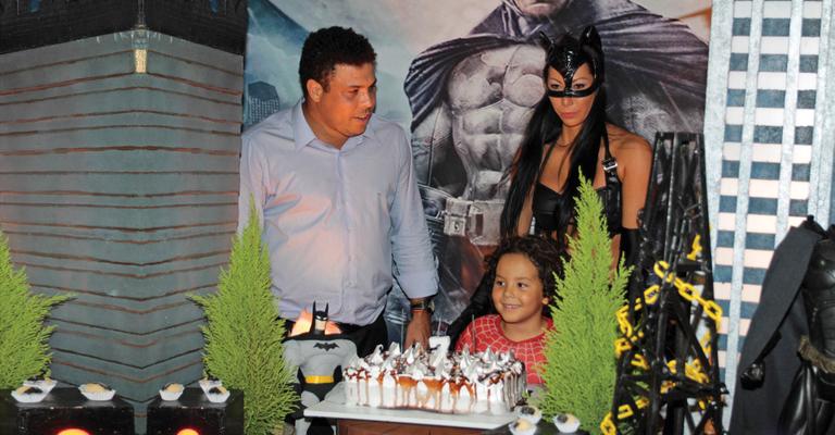 Ronaldo celebra os 7 anos do filho Alex