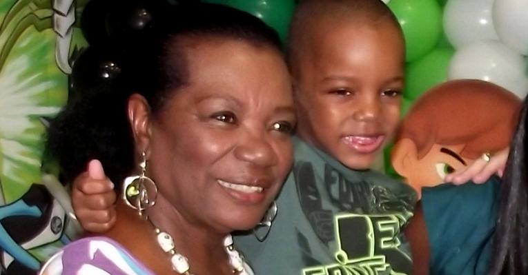 Neuza Borges comemora aniversário de 4 anos do neto Miguel