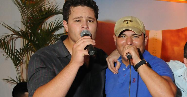 Emocionado, Carlinhos diz que Pedro Leonardo “se lembra de tudo”
