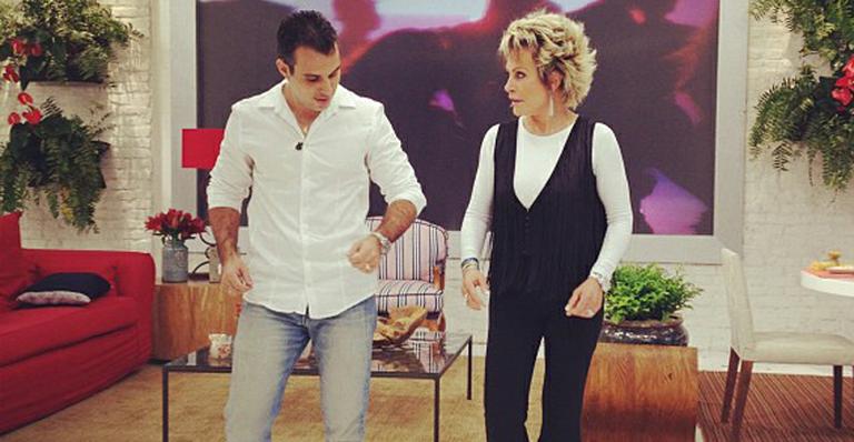 Ana Maria Braga aprende a dançar kuduro com o marido de Kelly Key