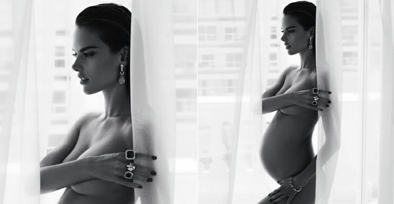 Grávida, Alessandra Ambrosio posa nua para campanha de joias