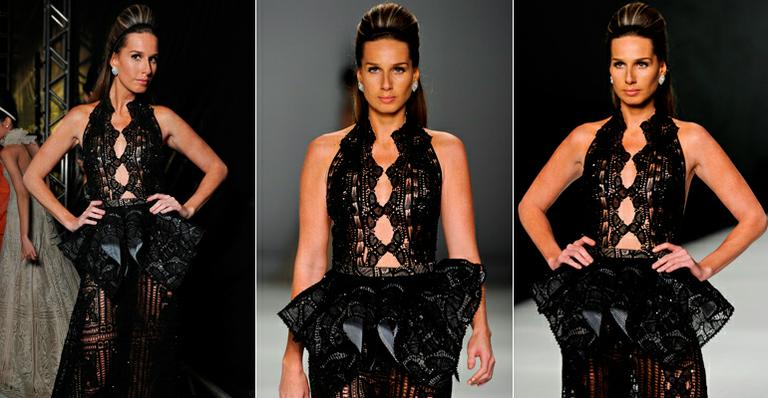 Mariana Weickert arrasa em look transparente