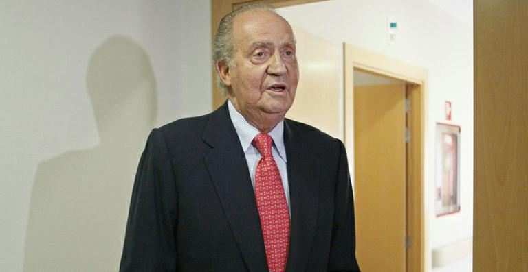 Rei Juan Carlos volta a ser operado no quadril direito na Espanha
