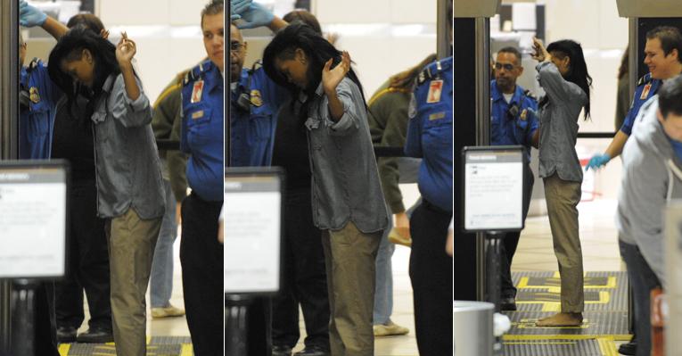 Rihanna é revistada em aeroporto dos Estados Unidos