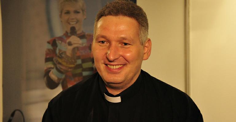 Padre Marcelo Rossi conta ter tomado anabolizante