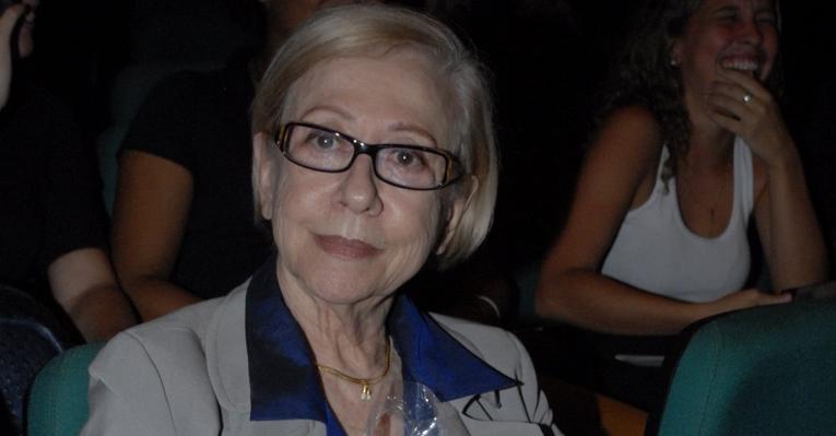 Fernanda Montenegro confere o espetáculo ‘Um Conto de Fadas Punk’ no Rio