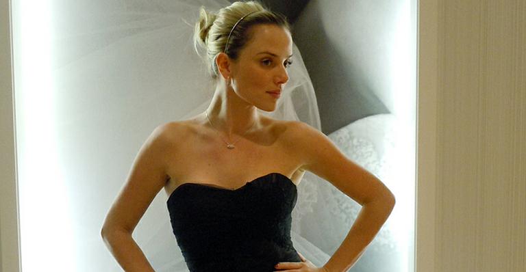 Nathália Rodrigues escolhe vestido para o Festival de Cannes