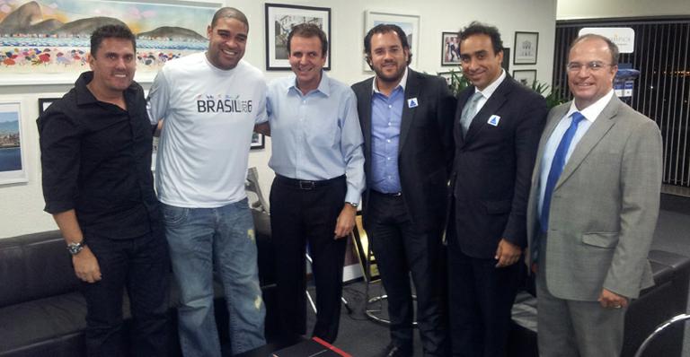 Adriano assina acordo para a inclusão de crianças no esporte
