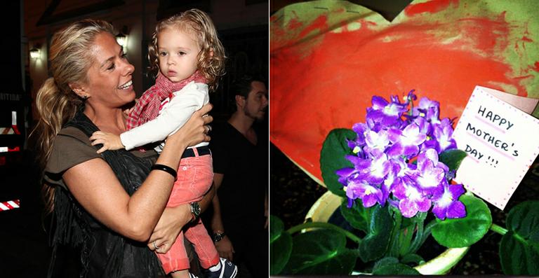 Adriane Galisteu ganha flores do filho Vittorio antes do Dia das Mães