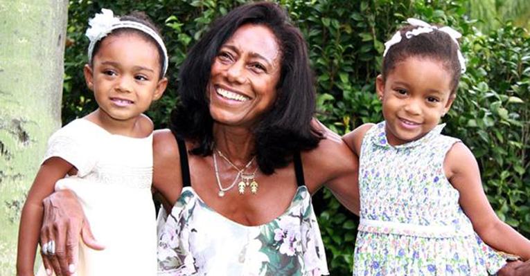 Glória Maria: ‘Minha vida é em função da Maria e da Laura’