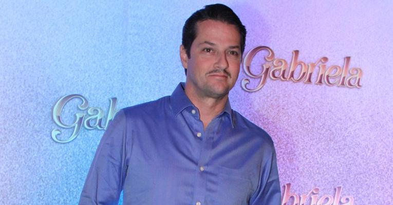 A versatilidade de Marcelo Serrado: de gay a mulherengo
