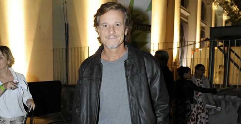 Marcello Novaes elogia maiôs de desfile da Cia. Marítima no Fashion Rio