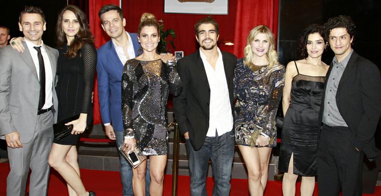 Flávia Alessandra, Caio Castro e outros astros nacionais curtem festa em Cannes