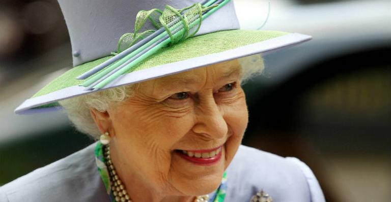 Chapéus elegantes da Rainha Elizabeth II