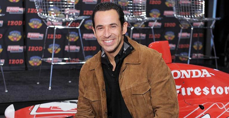 Helio Castroneves vira nome de sanduíche em lanchonete no Texas