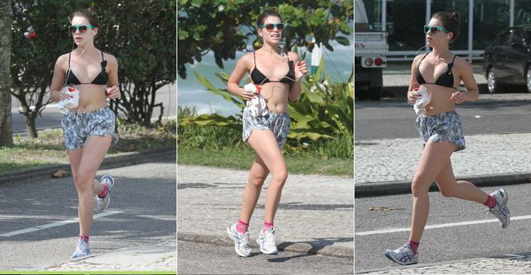 Bruna Linzmeyer mostra boa forma no Rio de Janeiro